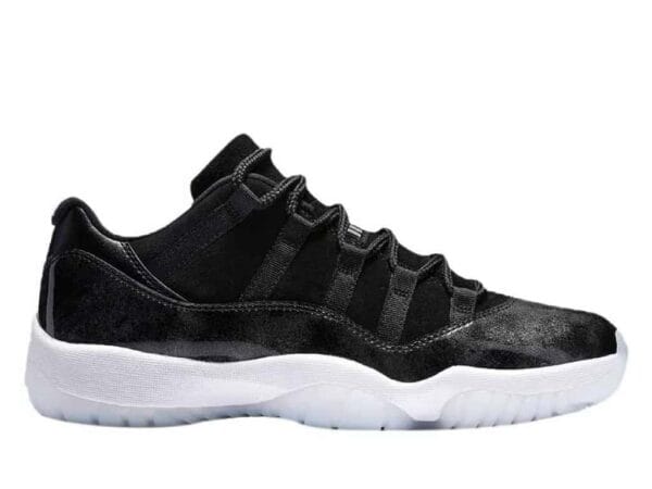 Air Jordan 11 Low Barons